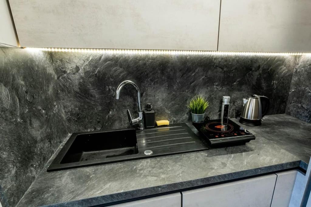 Apartman Strieborna V Centre Mesta Банска-Бистрица Экстерьер фото
